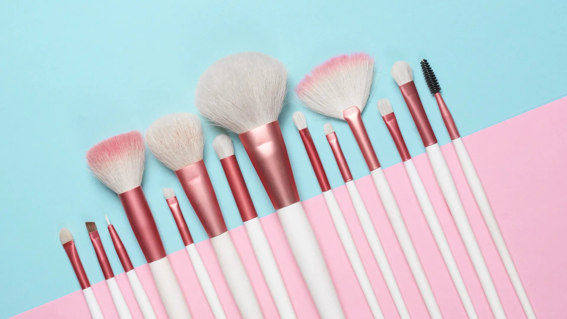Makeup brushes