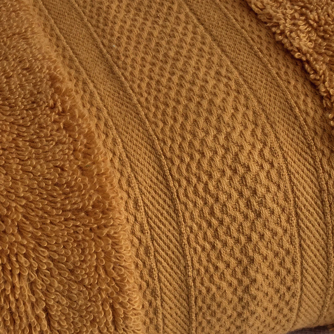 WELSPUN Quick Dry Bath Towel 100% Cotton Soft, Fluffy &amp; Super Absorbent for Men, Women &amp; Kids 375 GSM 1 Extra Large Bath Towel Solid