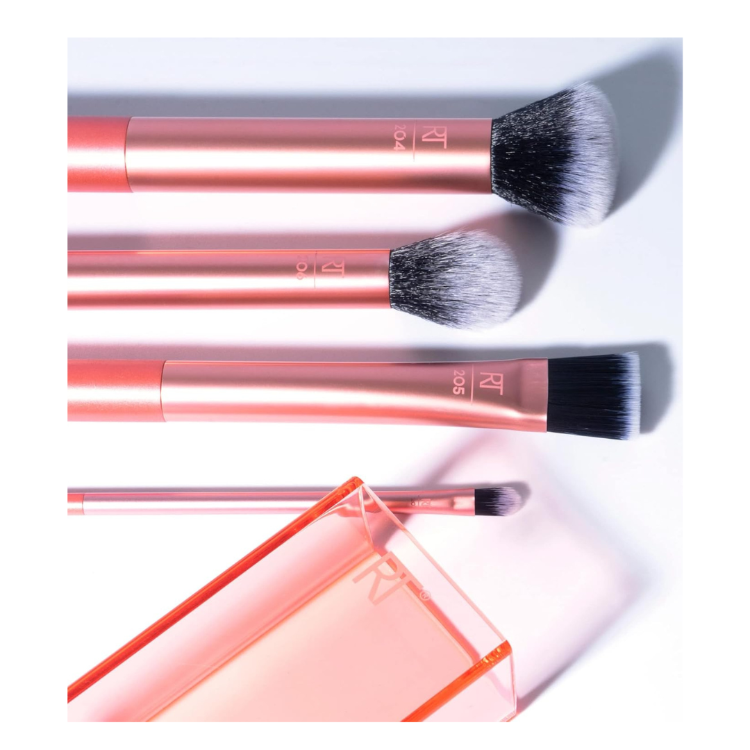 REAL TECHNIQUES Flawless Base Brush Set With Ultra Plush Custom Cut Synthetic Bristles and Extended Aluminum Ferrules to Build Coverage.