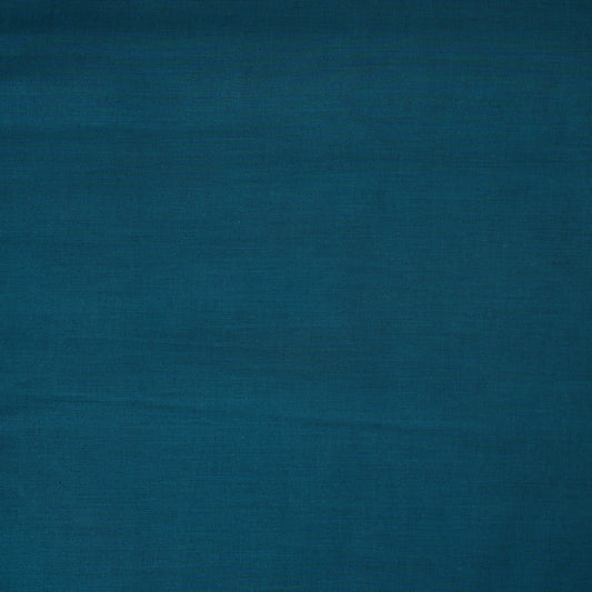 Flat Soft Cotton Dyed Bedsheet with Pillows