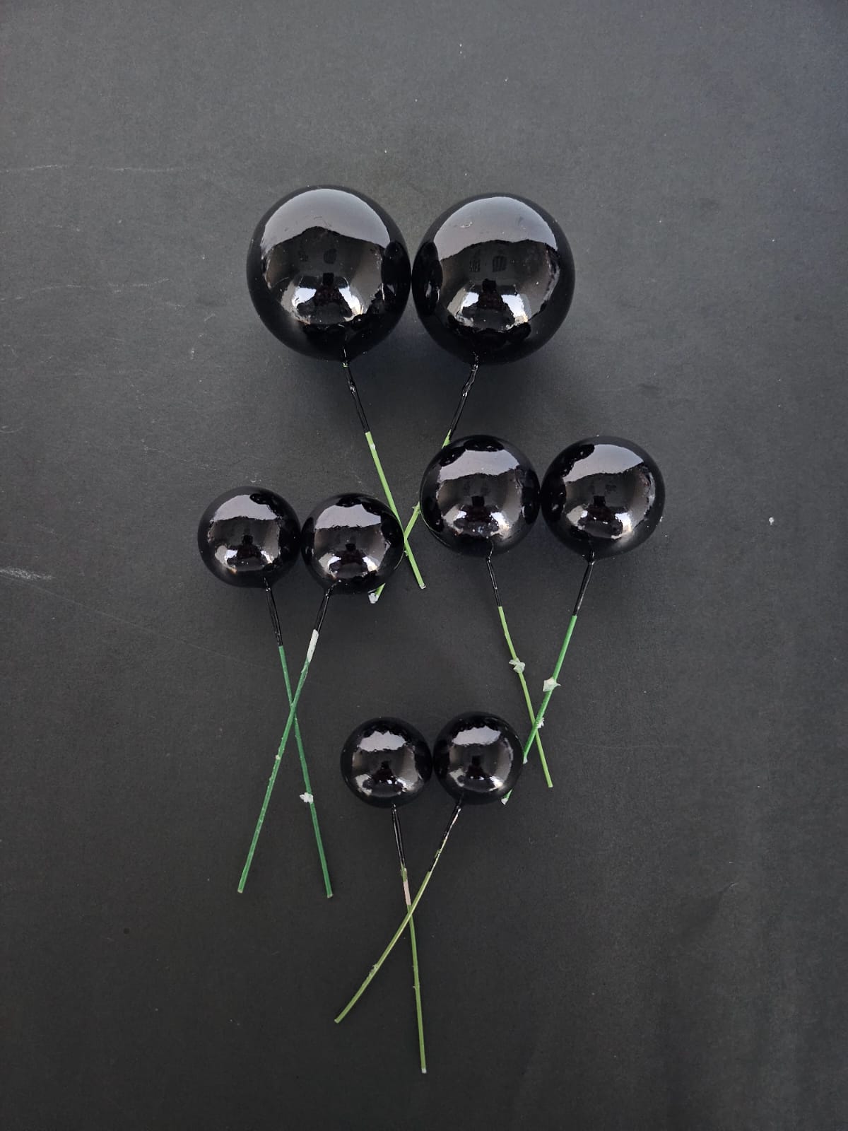 20pcs Set of  Round Ball Cake Toppers