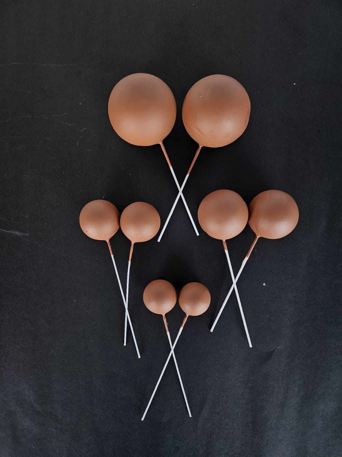 20pcs Set of  Round Ball Cake Toppers