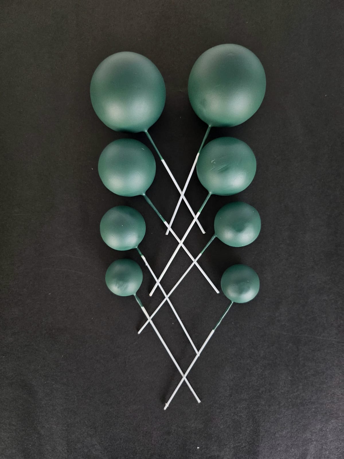 20pcs Set of  Round Ball Cake Toppers